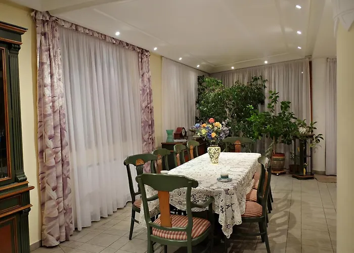 Dom wakacyjny Luxusvilla Balatonszarszo *